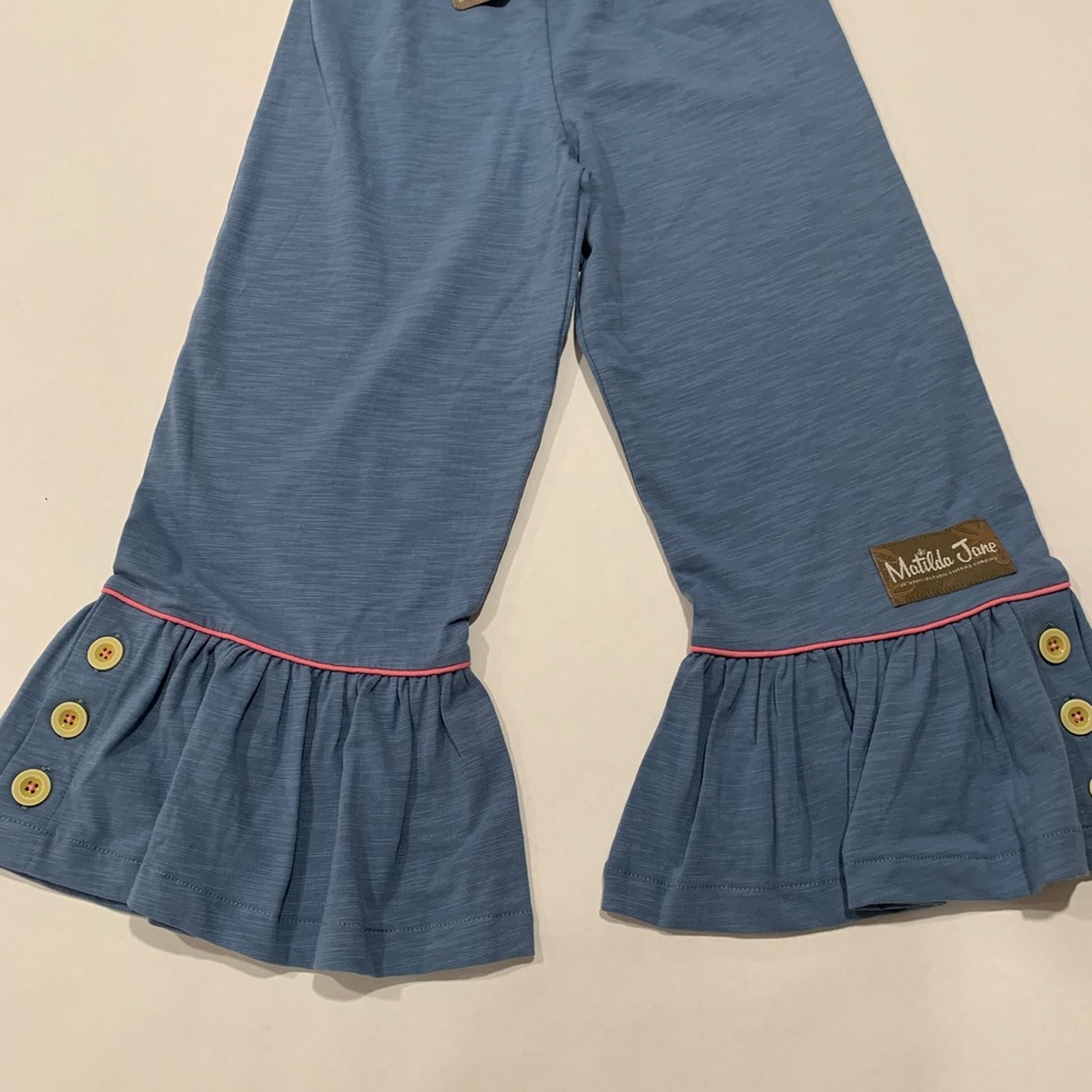 Like new Matilda Jane pants. Size 6.
